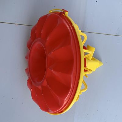 0.3 KG पोल्ट्री हाउस फीड पैन 16 ग्रिल चिकन पैन फीडर